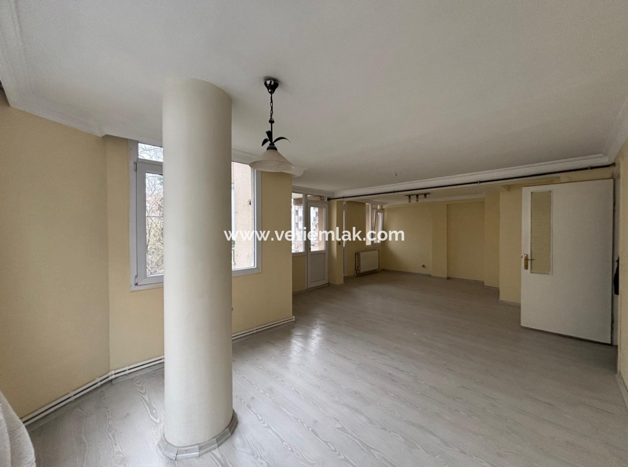 Alsancak Özel Sağlık Yakını 4.Kat 2+1 Kombili Kiralık Daire!