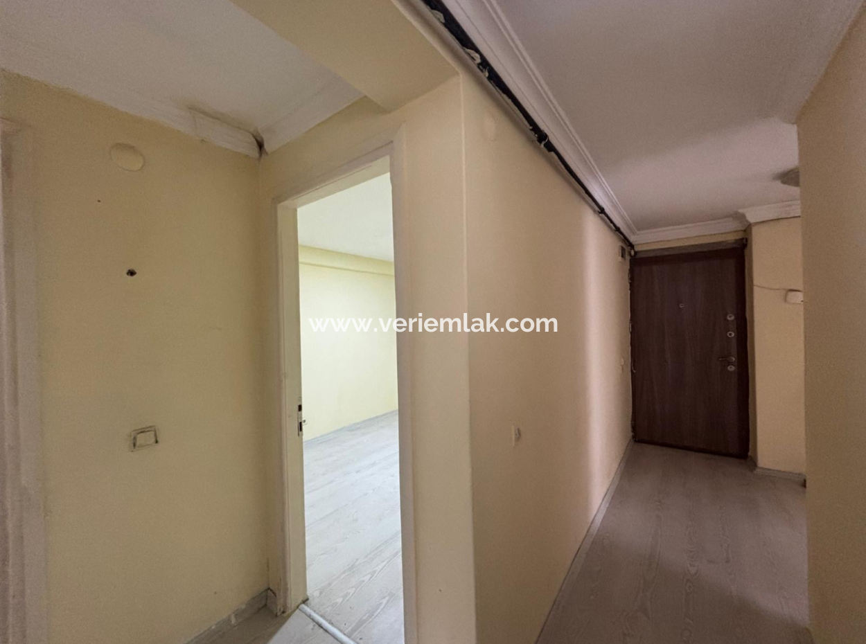 Alsancak Özel Sağlık Yakını 4.Kat 2+1 Kombili Kiralık Daire!