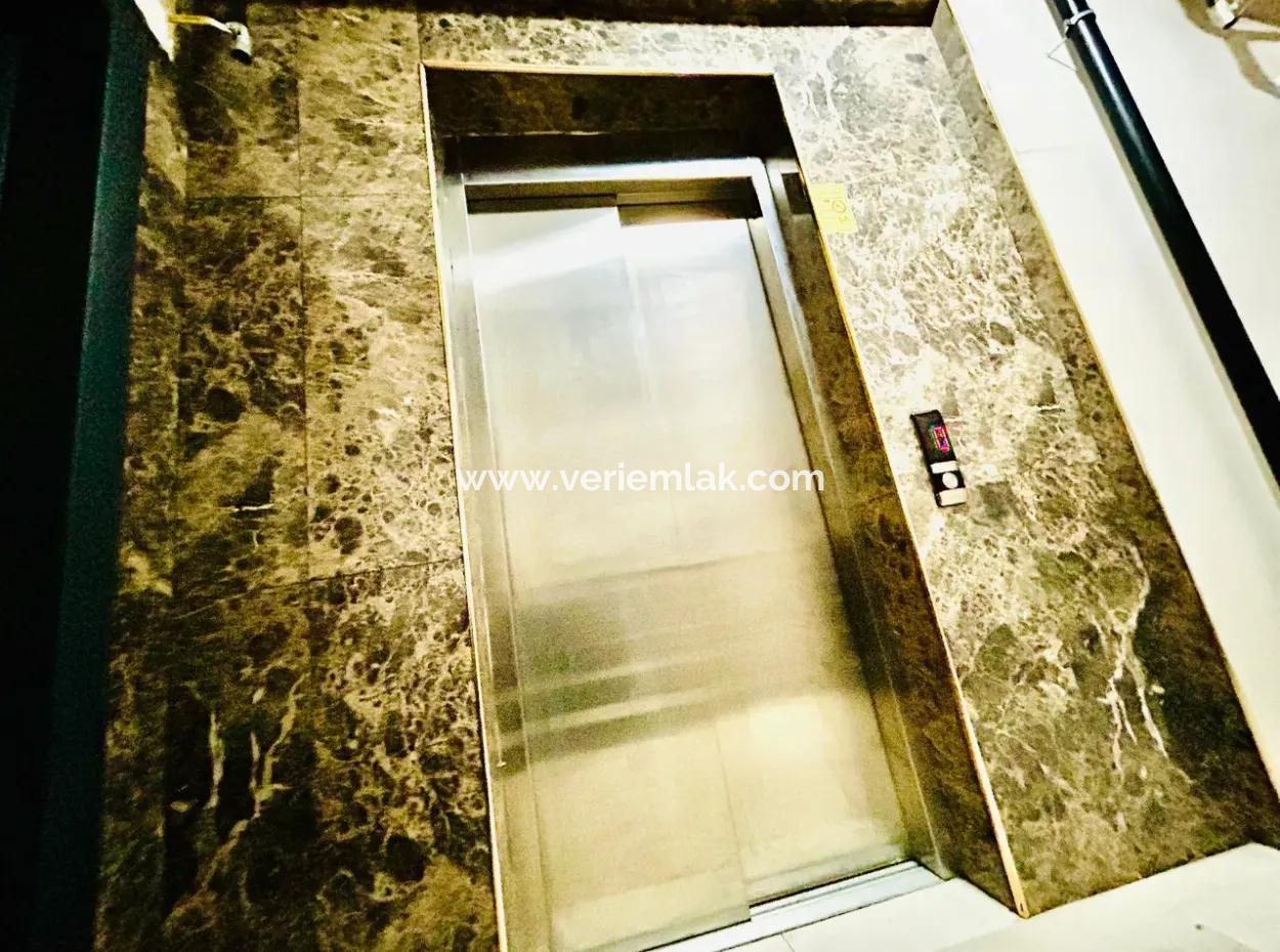 Yeni Doğan Mahallesinde Kemer İzban Yakını Kiralık Bakımlı Daire