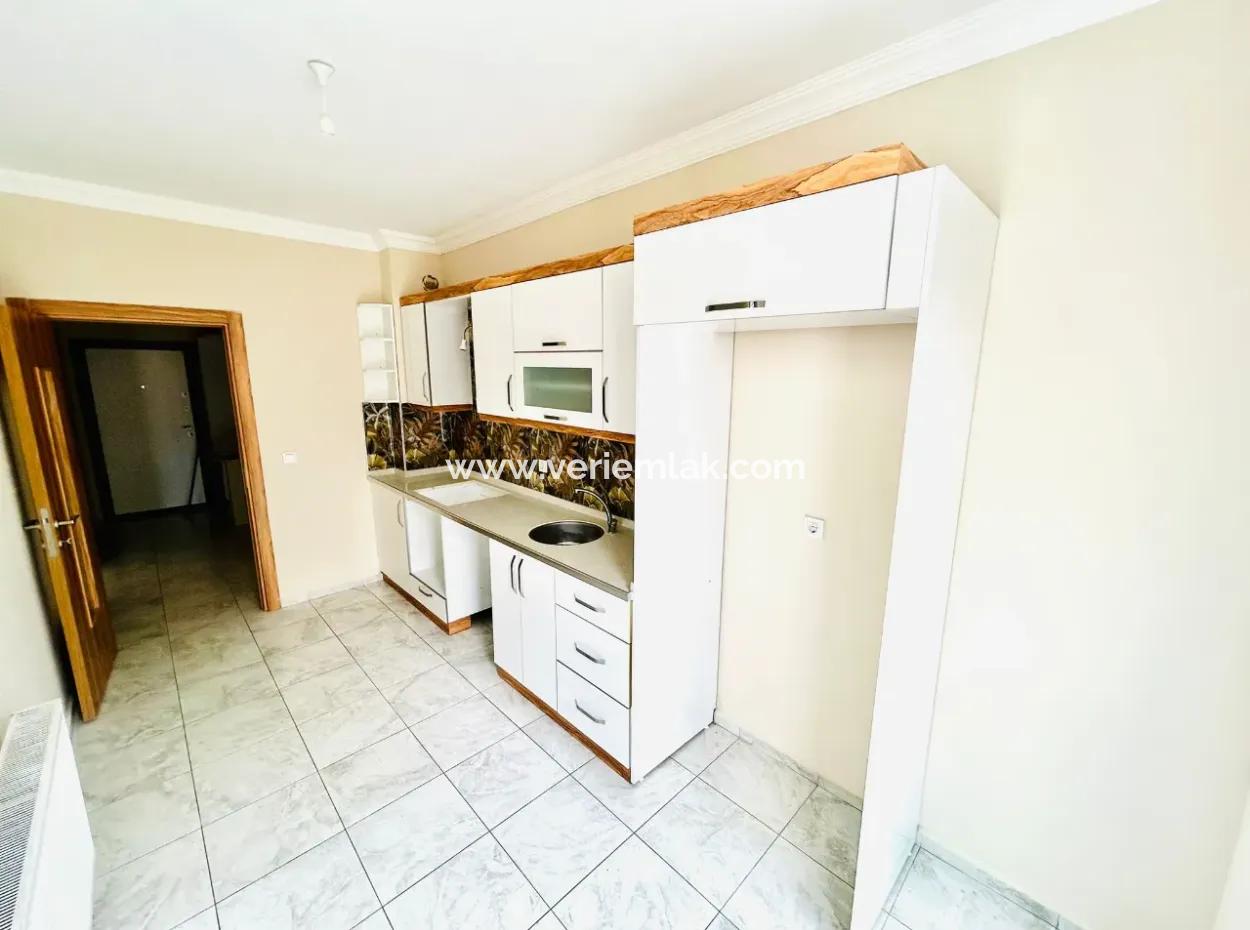 Yeni Doğan Mahallesinde Kemer İzban Yakını Kiralık Bakımlı Daire