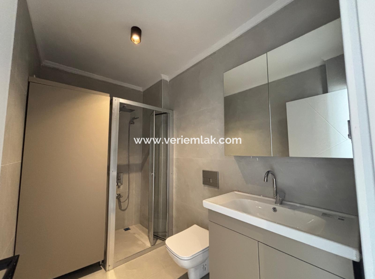 Alsancak Aliçetinkaya Bulvarında 3+1 Masrafsız Boş Satılık Daire