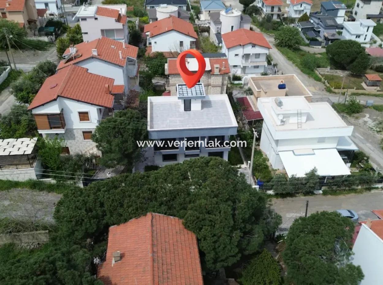 Akarca’da Denize 100 Metre Mesafede Sıfır Villa