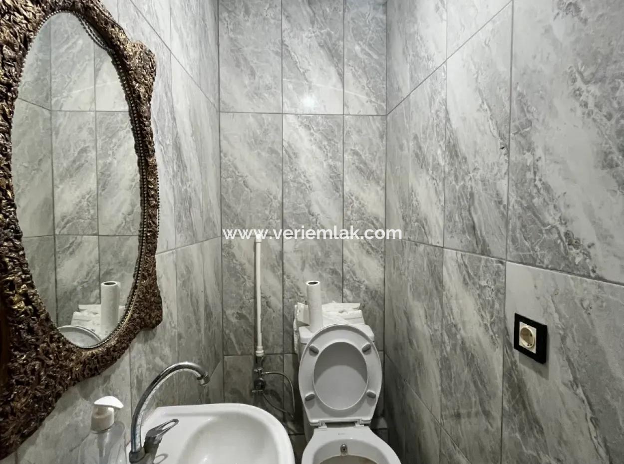 Seferihisar Hıdırlık’ta Merkezi Konumda Kiralık Dükkan