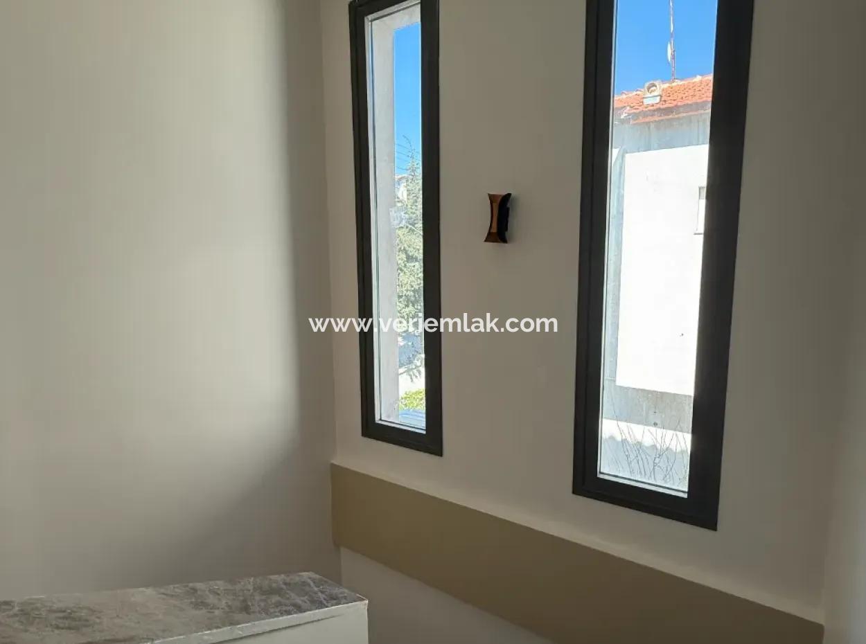 Seferihisar Akarca’da Denize Yürüme Mesafesinde Üst Segment Ultra Lüks Müstakil Villa