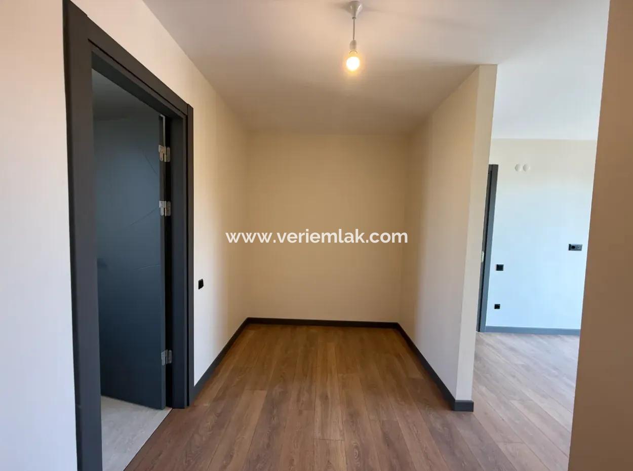 Seferihisar Akarca’da Denize Yürüme Mesafesinde Üst Segment Ultra Lüks Müstakil Villa