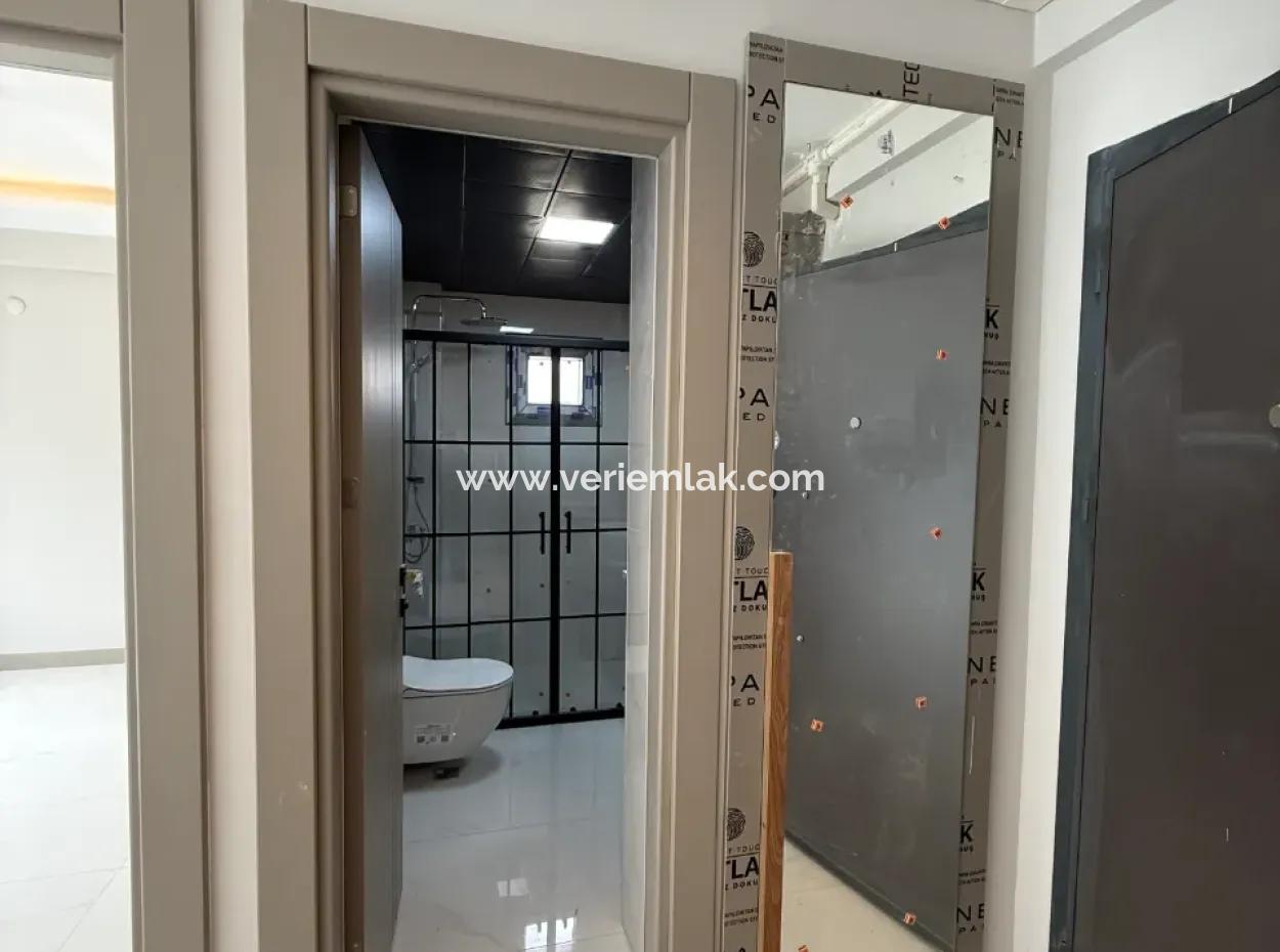 Seferihisar Merkezde Kiralık Sıfır 1+1 Daire