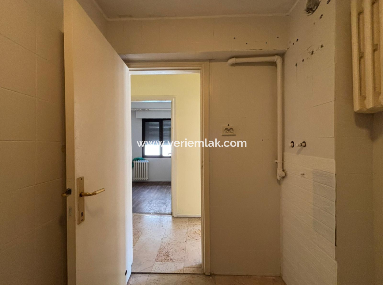 Alsancak Şair Eşref Bulvarında 3+1 115M2 Kiralık Daire!
