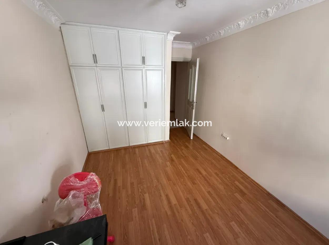 Mithatpaşa Şht Nihat Bey Caddesi Üzerinde 3+1 Kiralık Daire