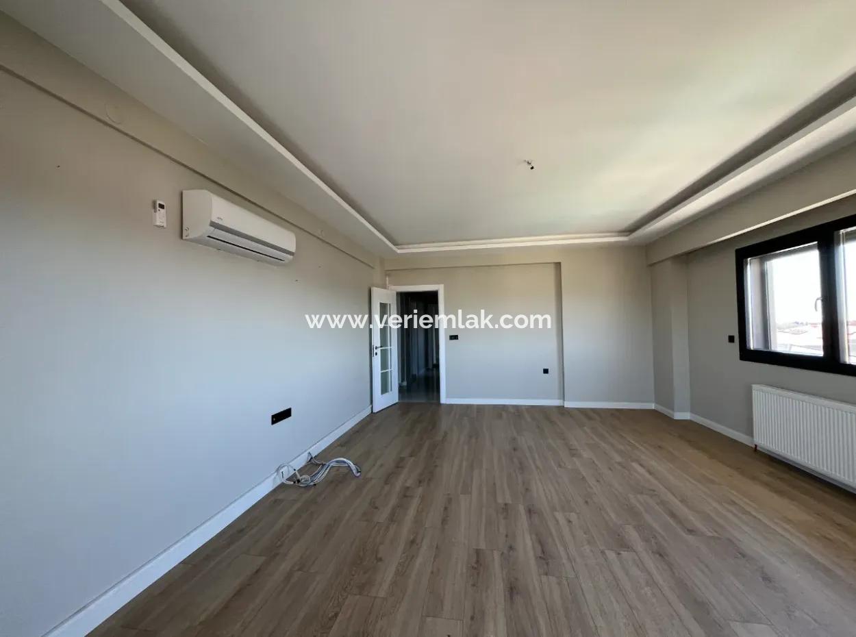Seferihisar Kuşadası Yolu Üzerinde Kiralık Geniş 3+1 Daire
