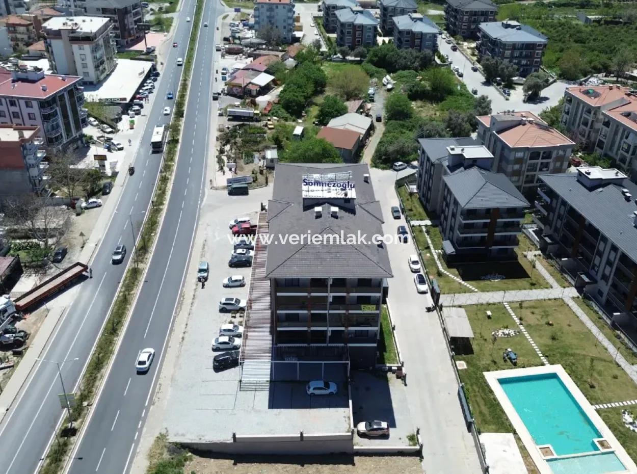 Seferihisar’da Merkeze Yakın Kiralık Geniş 3+1 Daire