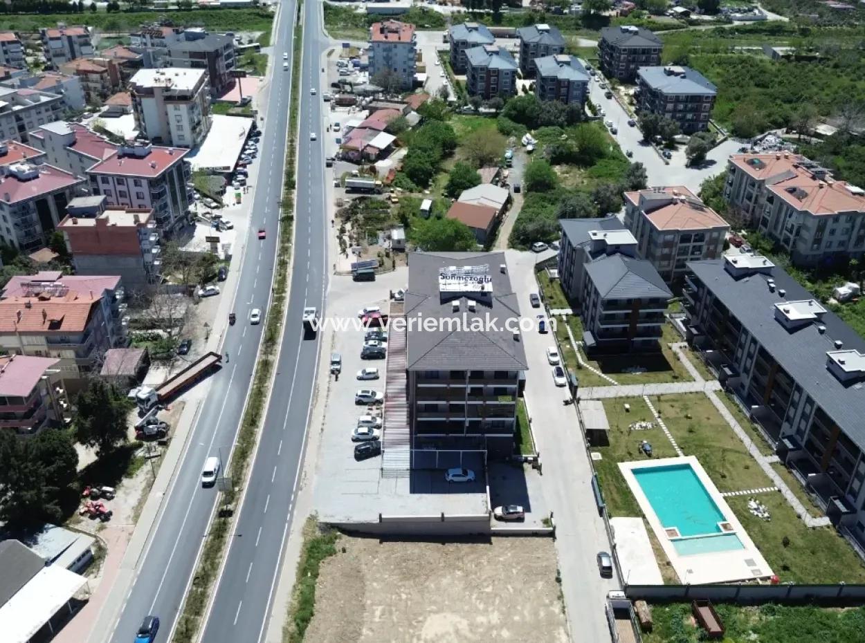 Seferihisar’da Merkeze Yakın Kiralık Geniş 3+1 Daire