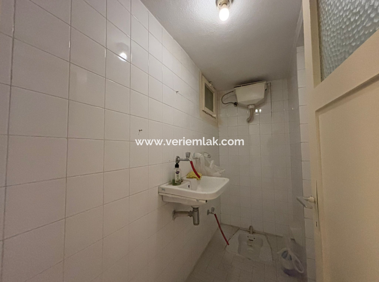 Alsancak Trt Binası Yakını 3+1 140M2 Doğalgazlı Kiralık Daire