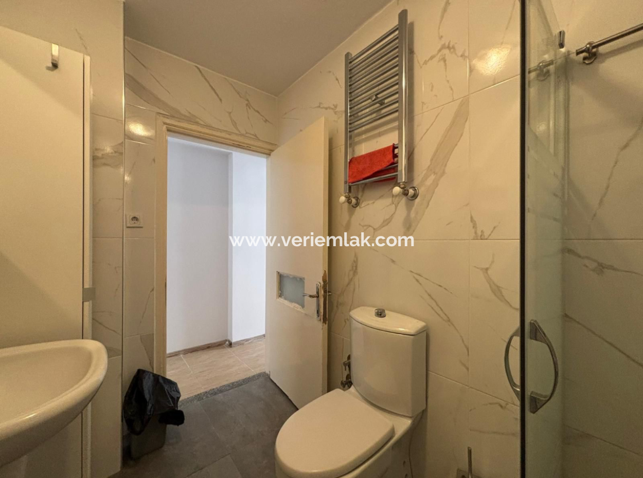 Alsancak Dutlu Sokak Mevkii Köşe 3+1 6.Kat 110M2 Kiralık Daire