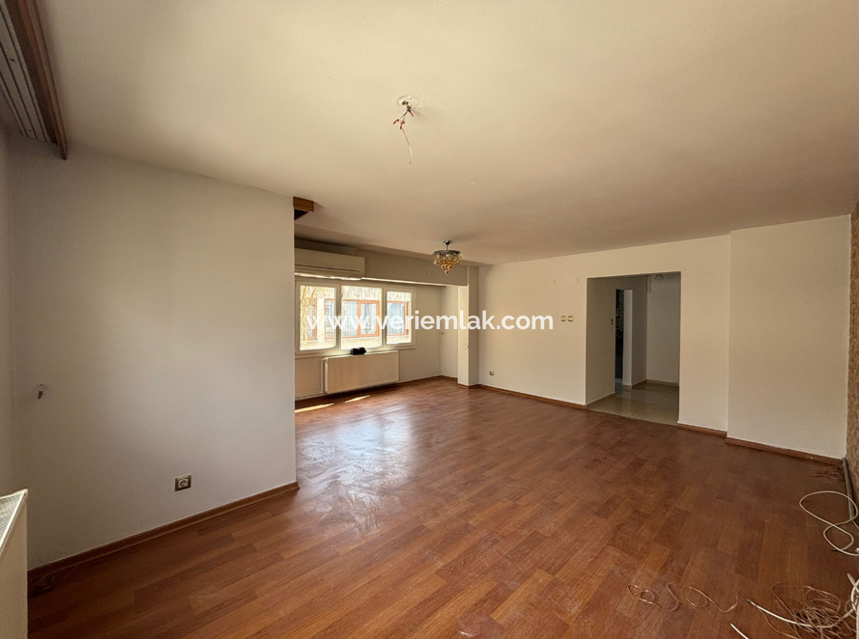 Alsancak Fuar Yakını 3+1 3.Kat Doğalgazlı Bakımlı Kiralık Daire!