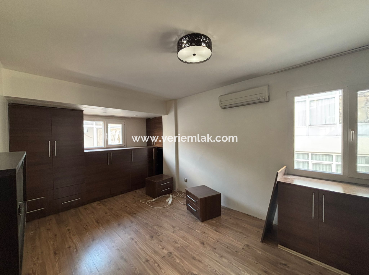 Alsancak Fuar Yakını 3+1 3.Kat Doğalgazlı Bakımlı Kiralık Daire!