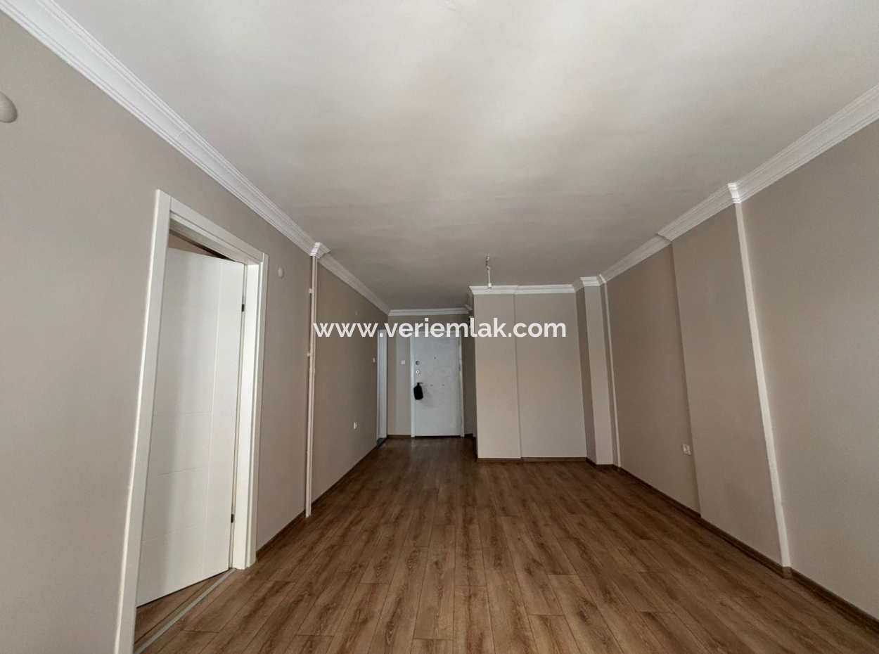 Alsancak Dünyagöz Hastanesi Karşısı1+1Masrafsız Kiralık Daire