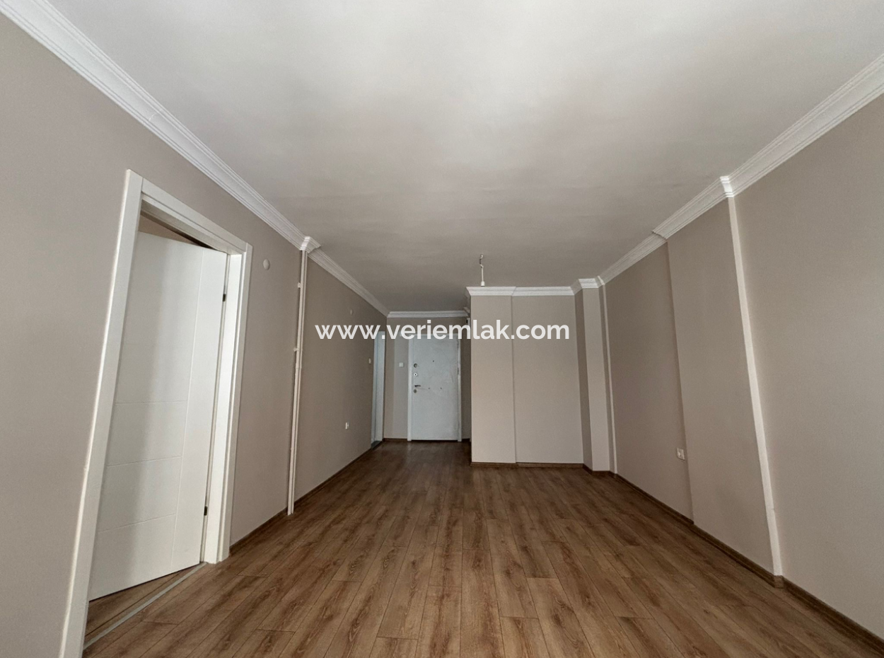 Alsancak Dünyagöz Hastanesi Karşısı1+1Masrafsız Kiralık Daire