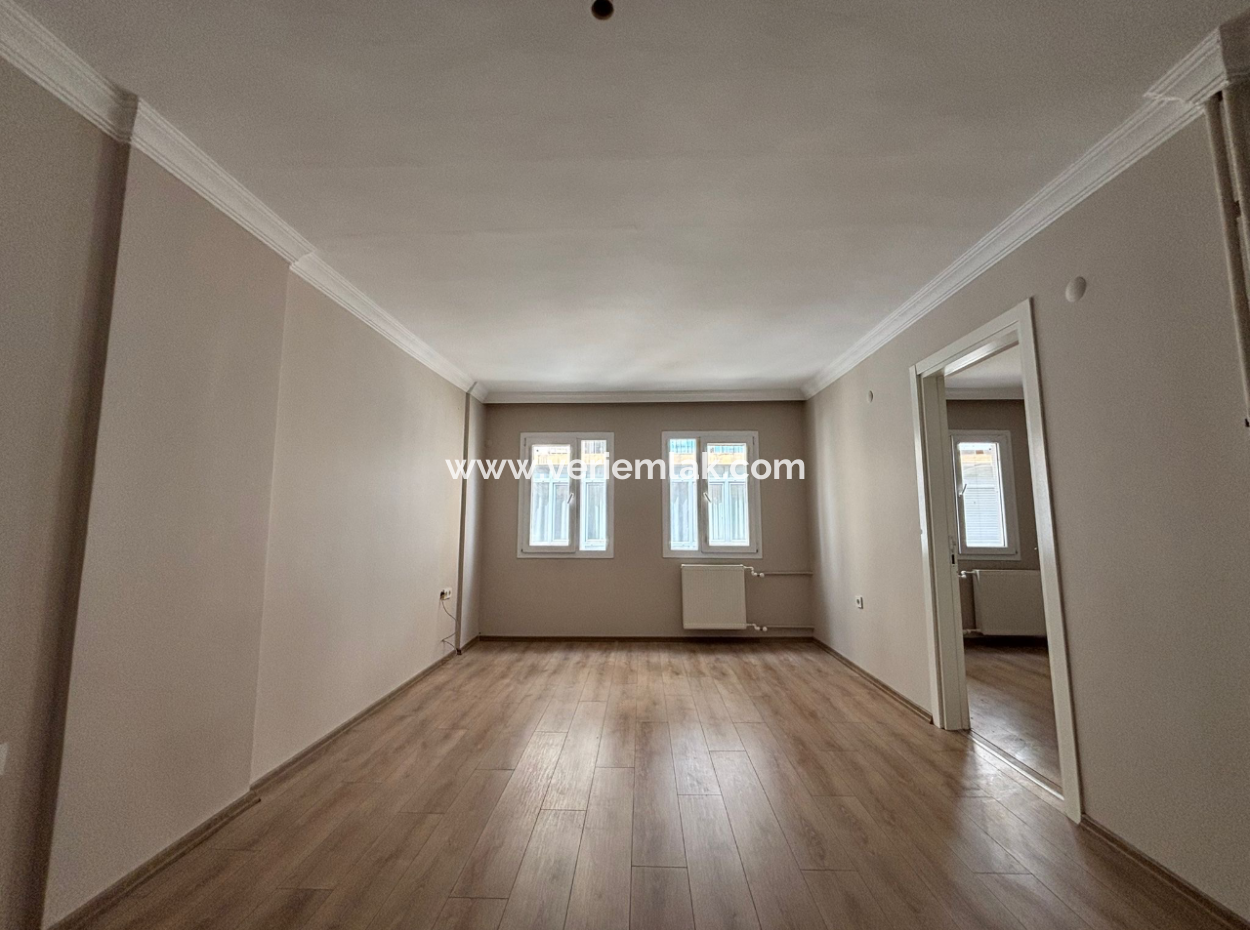 Alsancak Dünyagöz Hastanesi Karşısı1+1Masrafsız Kiralık Daire