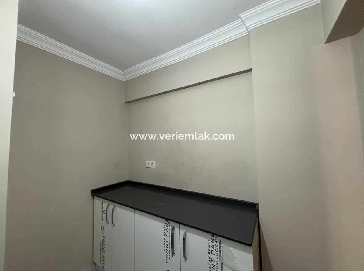Alsancak Dünyagöz Hastanesi Karşısı1+1Masrafsız Kiralık Daire