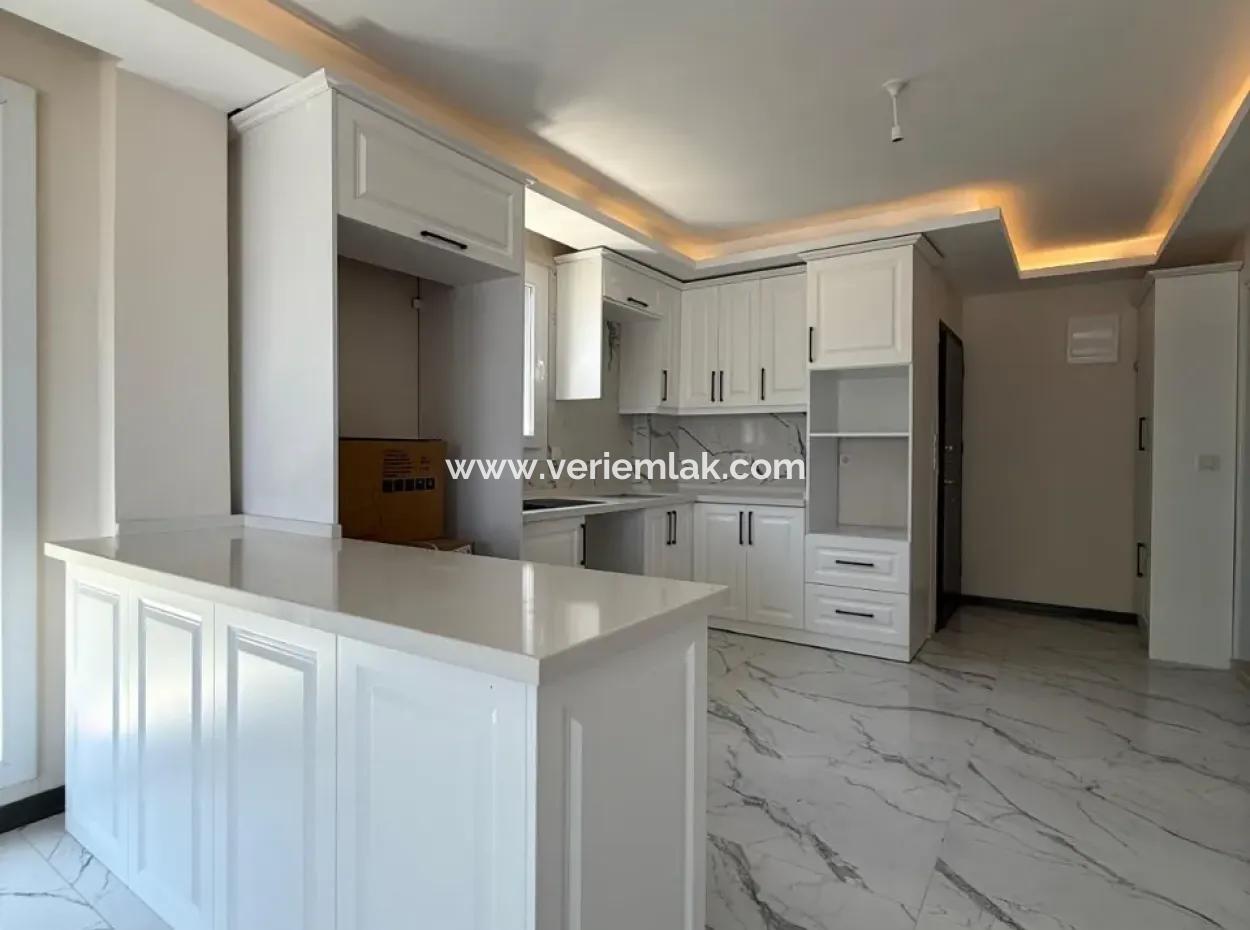 Seferihisar Camikebir’de Modern Ve Konforlu Villa
