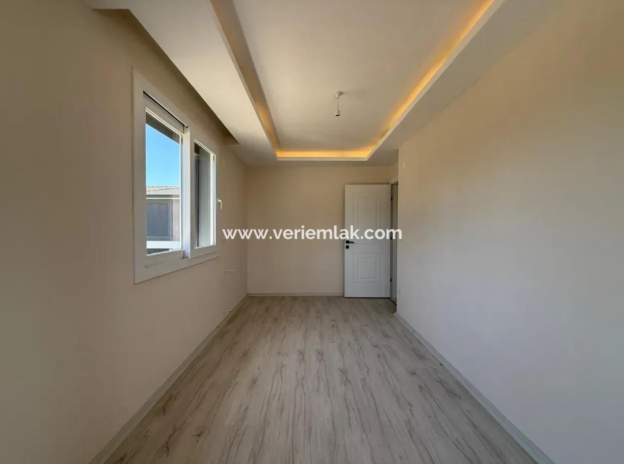 Seferihisar Camikebir’de Modern Ve Konforlu Villa
