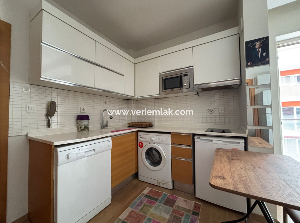 Bornova Myvia’da Havuzlu 7/24 Güvenlikli 1+1 Kiralık Eşyalı Daire!