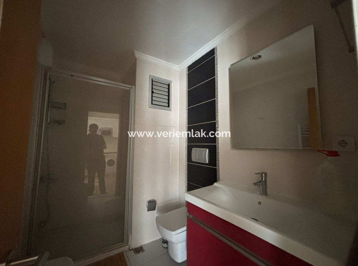 Bornova Myvia’da Havuzlu 7/24 Güvenlikli 1+1 Kiralık Eşyalı Daire!