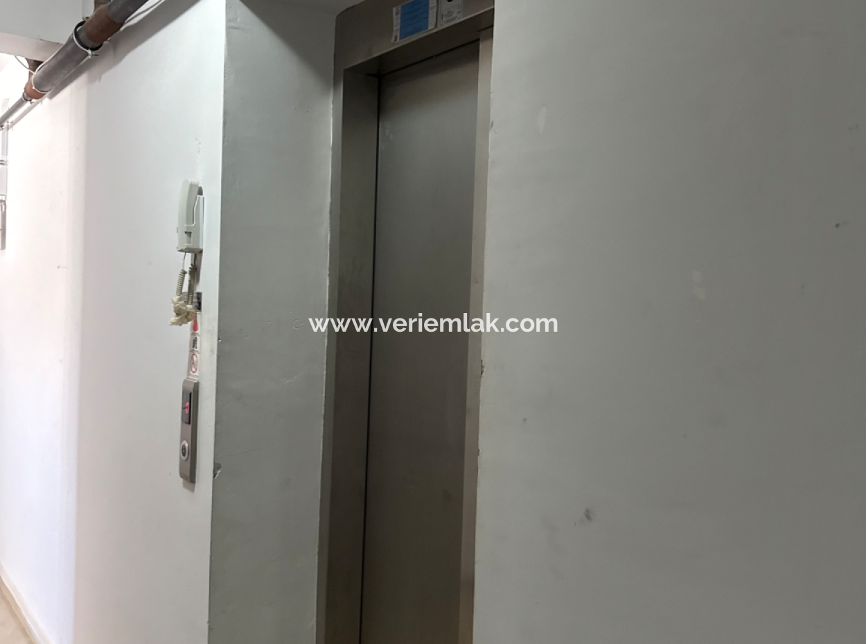 Seferihisar Çolak İbrahimbey' De 2+1 Ferah Ve Kullanışlı Kiralık Daire