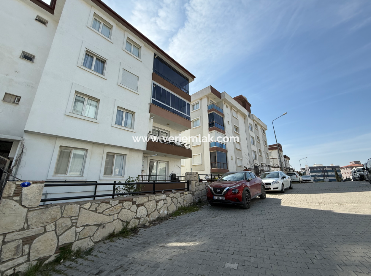 Seferihisar Çolak İbrahimbey' De 2+1 Ferah Ve Kullanışlı Kiralık Daire