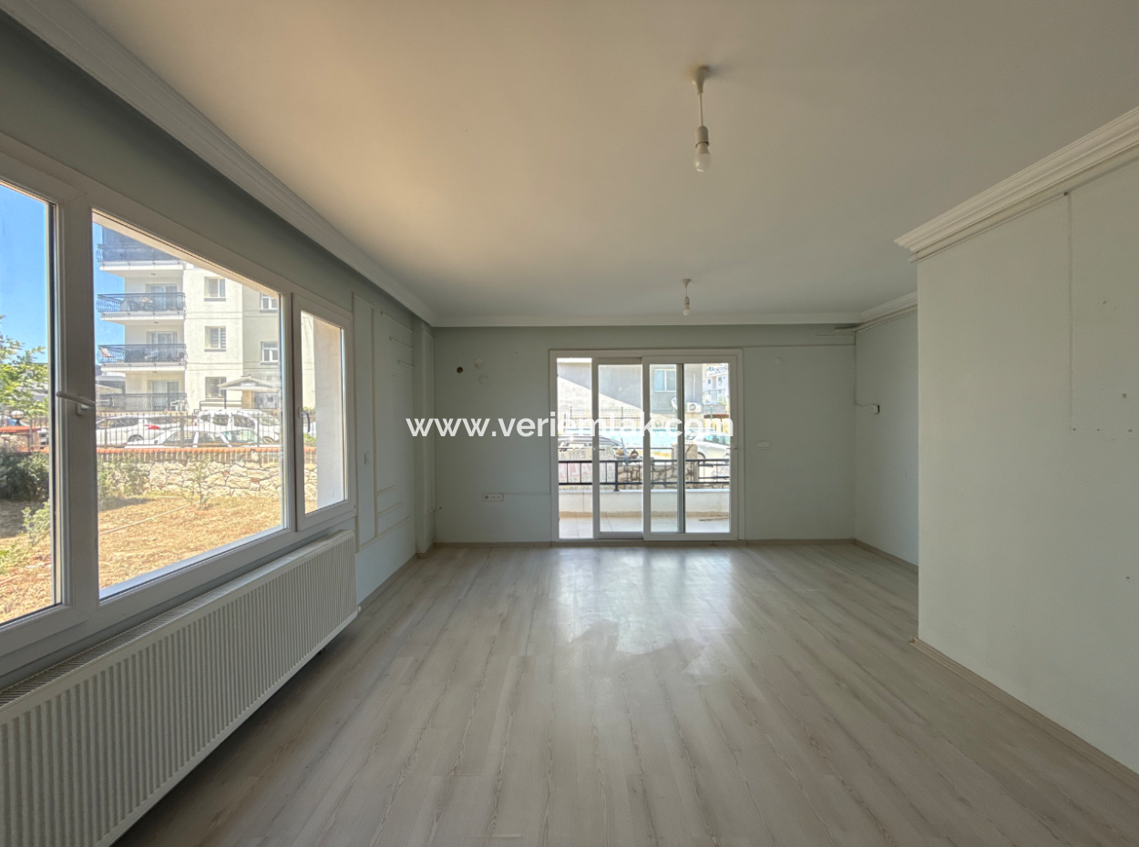 Seferihisar Çolak İbrahimbey' De 2+1 Ferah Ve Kullanışlı Kiralık Daire