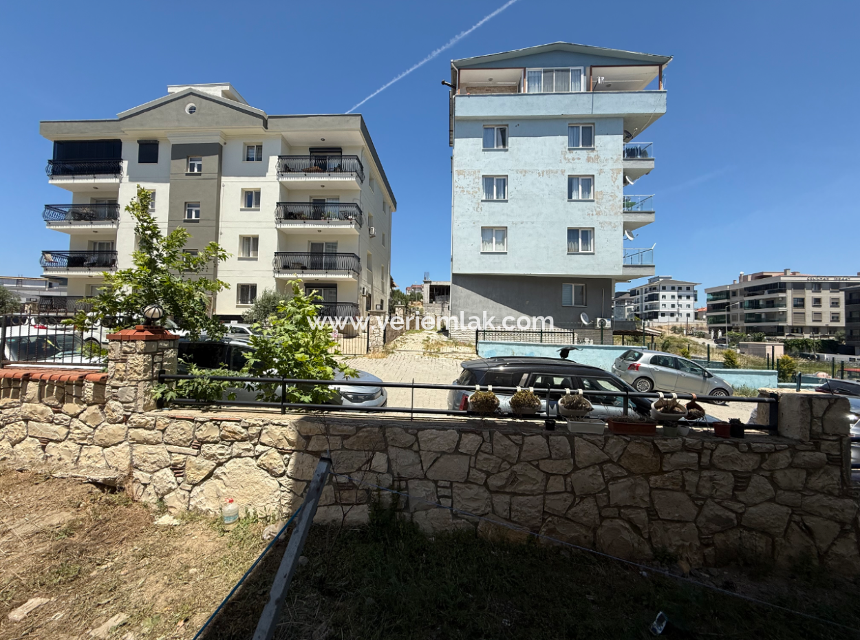 Seferihisar Çolak İbrahimbey' De 2+1 Ferah Ve Kullanışlı Kiralık Daire
