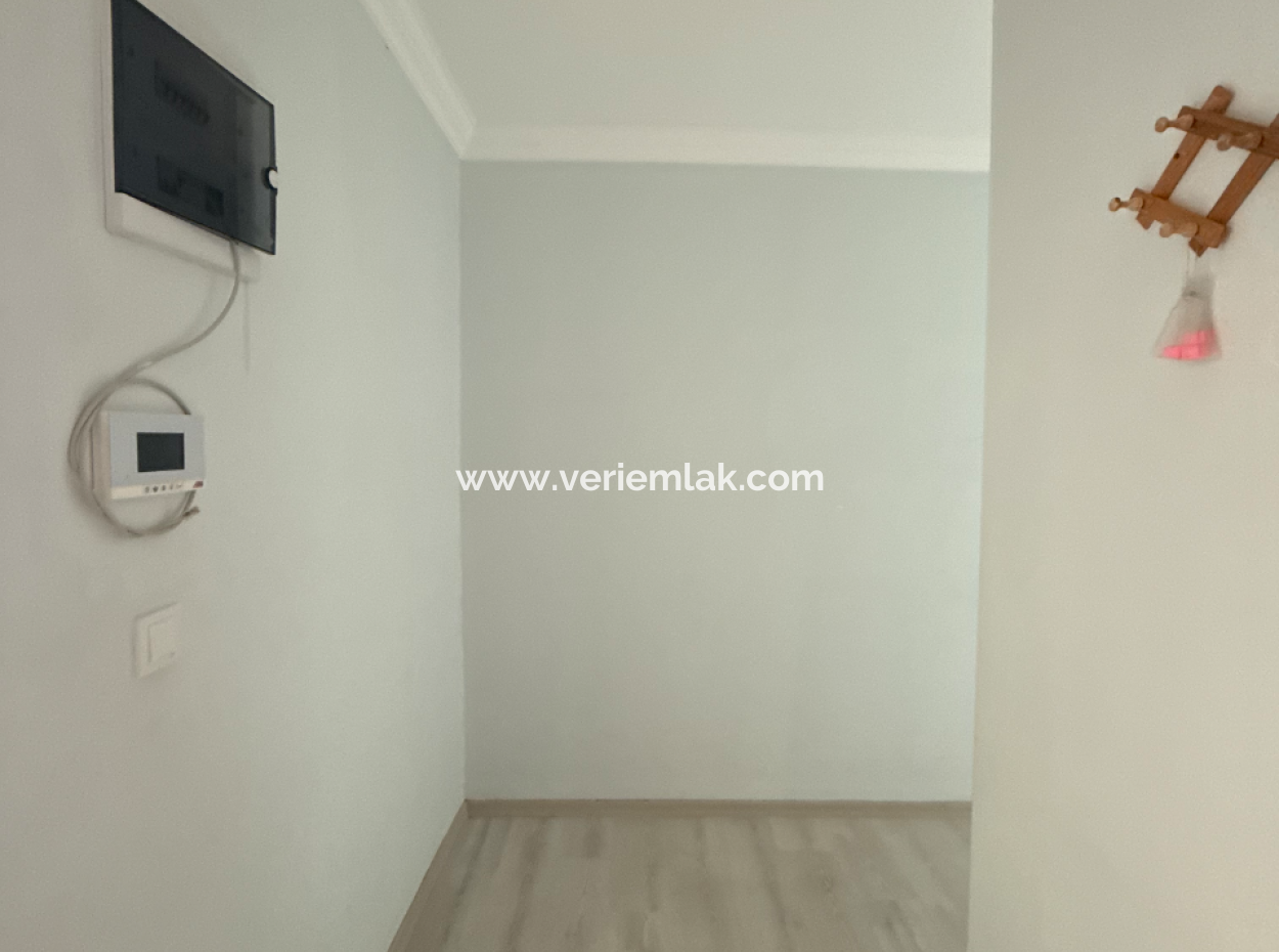 Seferihisar Çolak İbrahimbey' De 2+1 Ferah Ve Kullanışlı Kiralık Daire