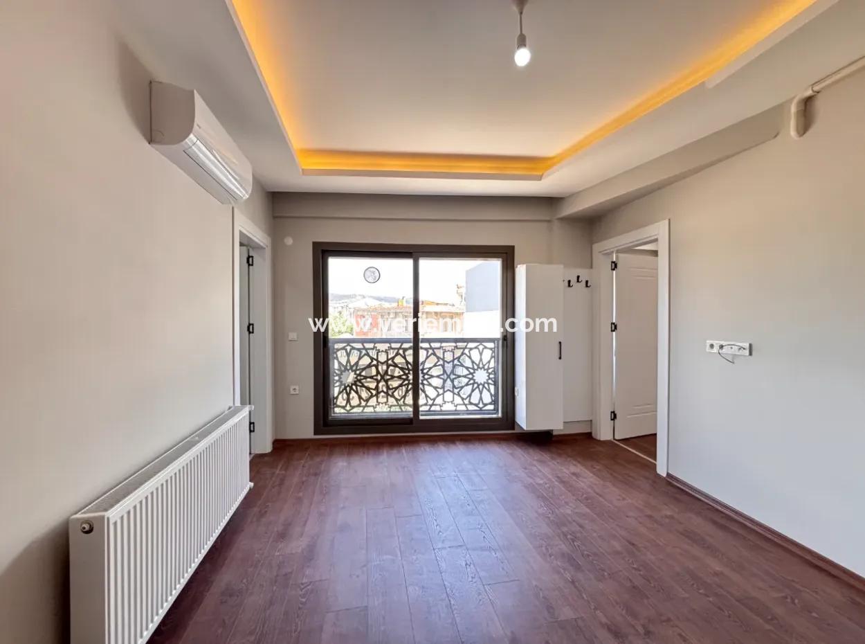 Şehir Merkezinde Modern Detaylarla Tasarlanmış Keyifli Yaşam Alanı!