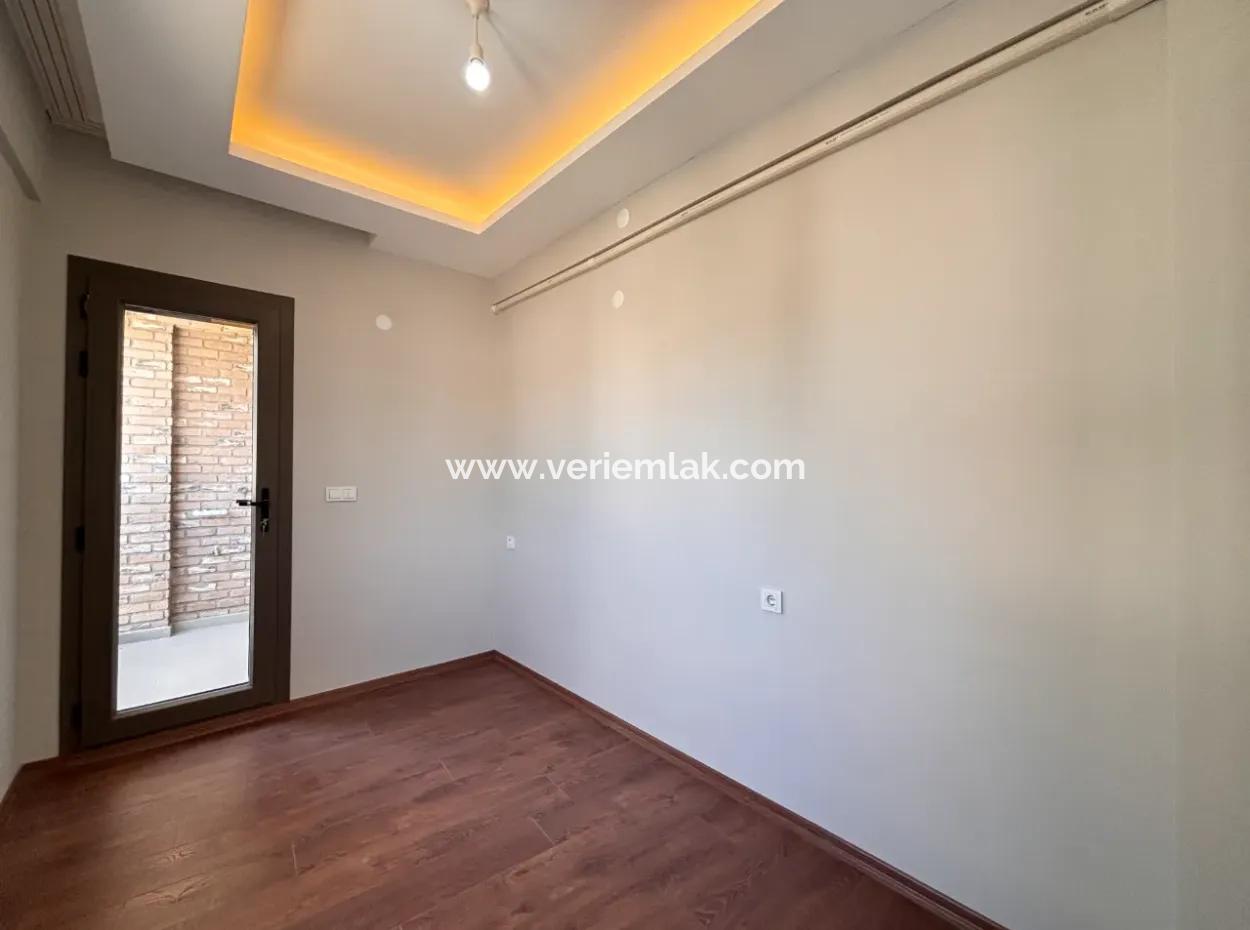 Şehir Merkezinde Modern Detaylarla Tasarlanmış Keyifli Yaşam Alanı!