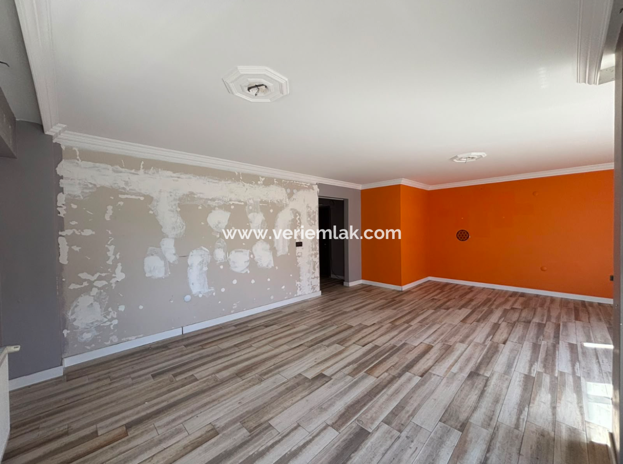 Alsancak Şair Eşref’te 1.Kat 3+1 Otoparklı Kiralık İşyeri/Mua.