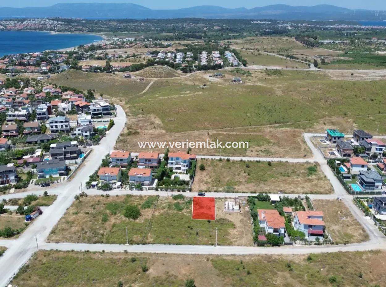 Denize Yakın Konumda 310 M² Villa İmarlı Arsa