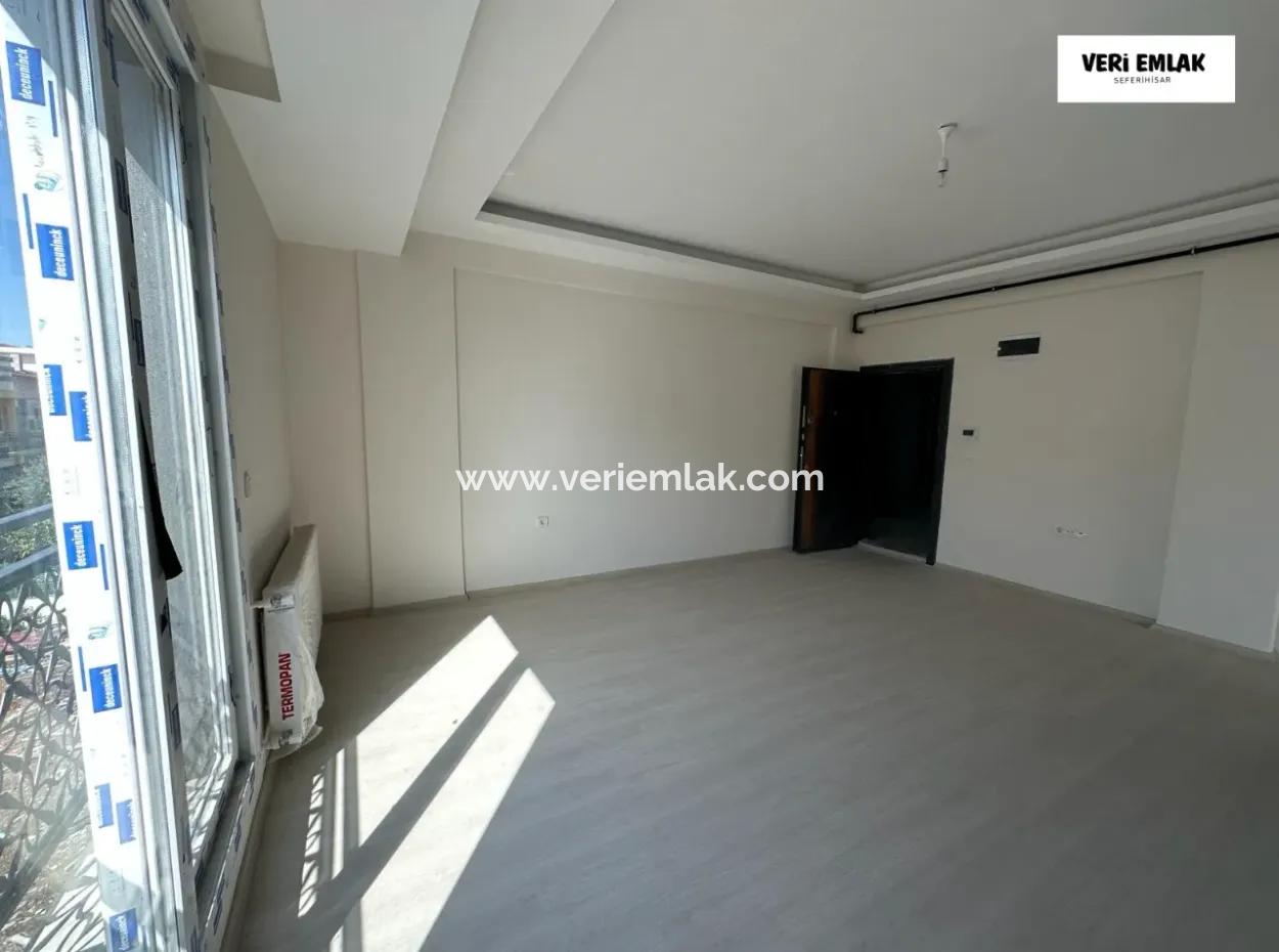 Veri'den Merkezi Lokasyonda Şık Ve Kullanışlı Yaşam Alanı