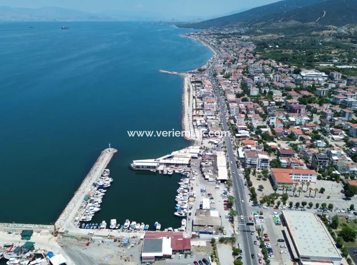 Saygın Stil Yalı'da Köşe Konumlu, Teraslı Ve Kış Bahçeli Özel Villa