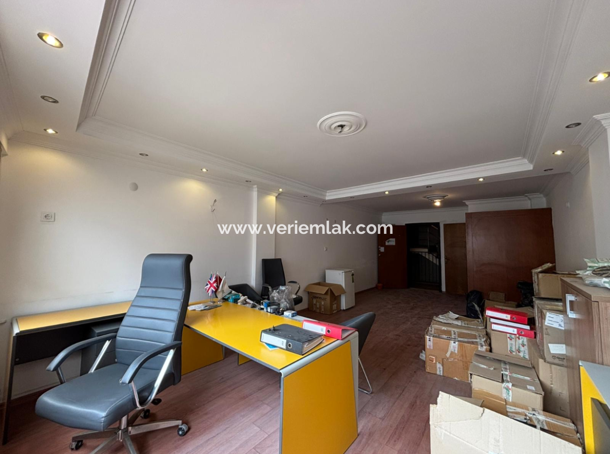 Alsancak Liman Ve Gar Yakını 30M2 Kiralık Ofis/Iş Yeri