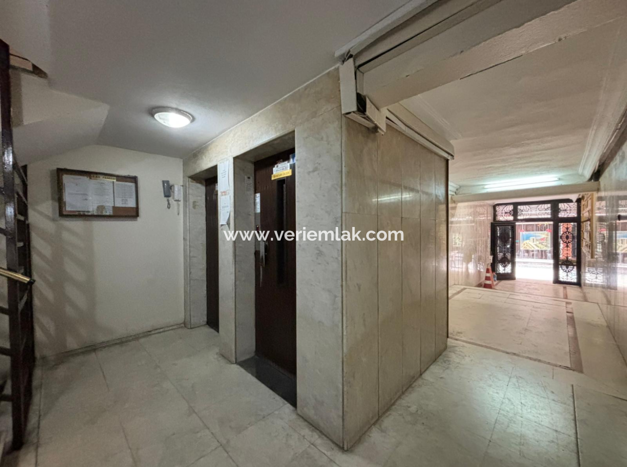 Alsancak Liman Ve Gar Yakını 30M2 Kiralık Ofis/Iş Yeri
