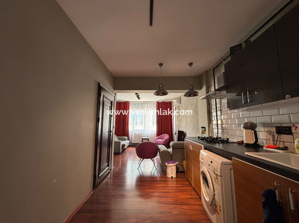 Alsancak Kahramanlarda 1+1 Modern Eşyalı Kiralık Daire
