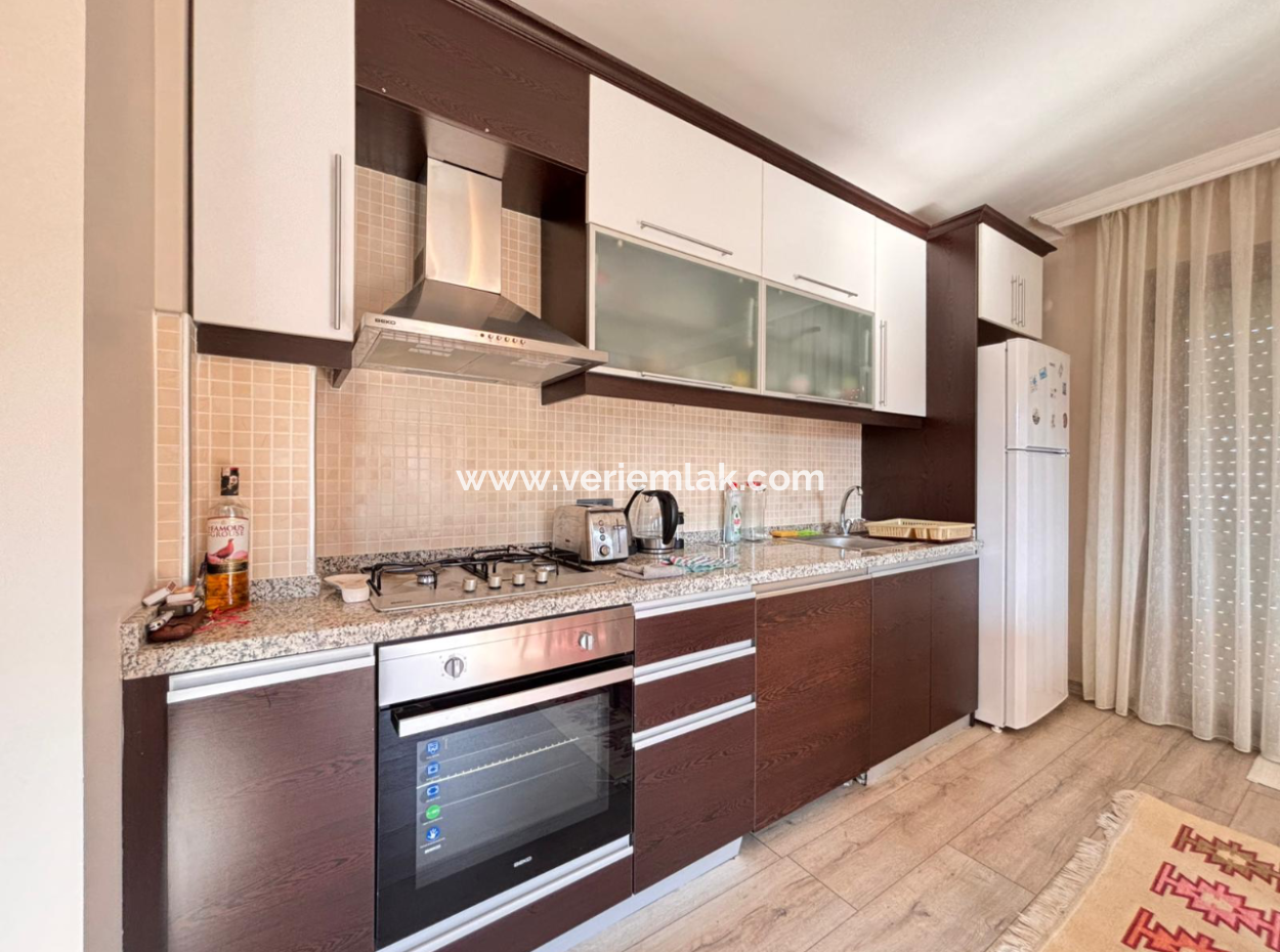 Çeşme Musalla Mahallesi’nde Kiralık Full Eşyalı Daire