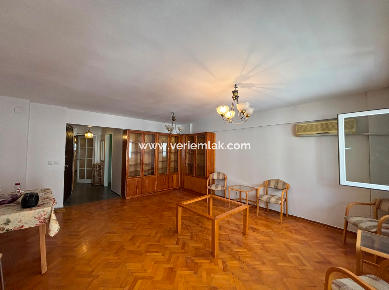 Alsancak Gündoğdu Meydanına Yakın 3+1 2.Kat 100M2 Kiralık Daire