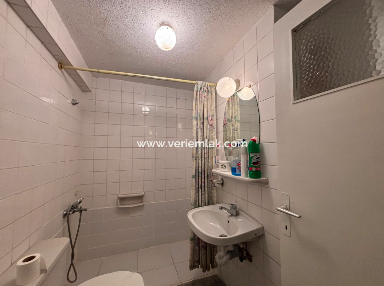 Alsancak Gündoğdu Meydanına Yakın 3+1 2.Kat 100M2 Kiralık Daire