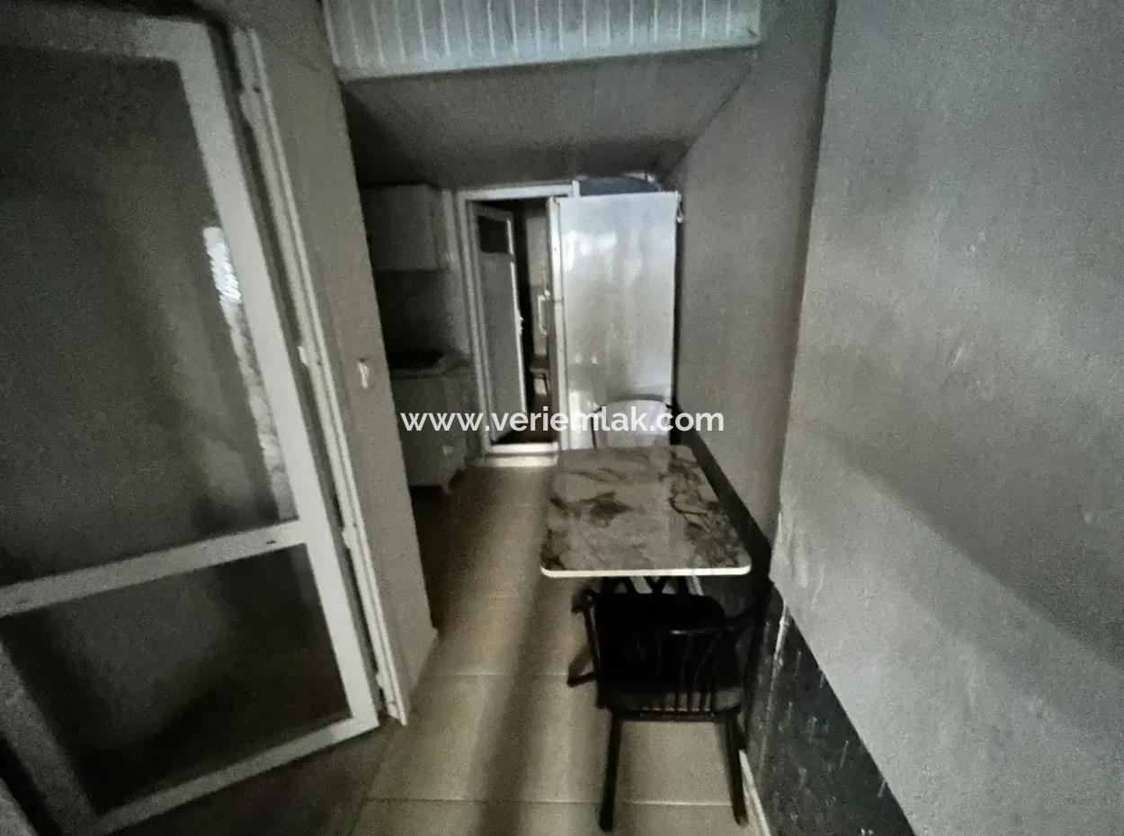 Kahramanlar 1417 Sokak'ta Mobilyalı Sıfır Eşyalı Kiralık Daire