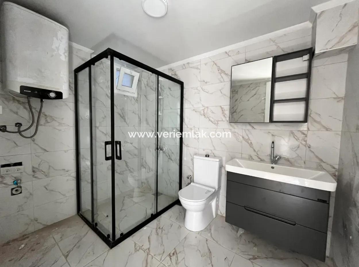 Sığacık'ın Kalbinde, Marina Ve Kale'ye Yürüme Mesafesinde 2+1 Kiralık Daire!