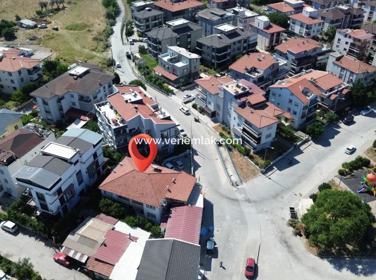 Sığacık'ın Kalbinde, Marina Ve Kale'ye Yürüme Mesafesinde 2+1 Kiralık Daire!