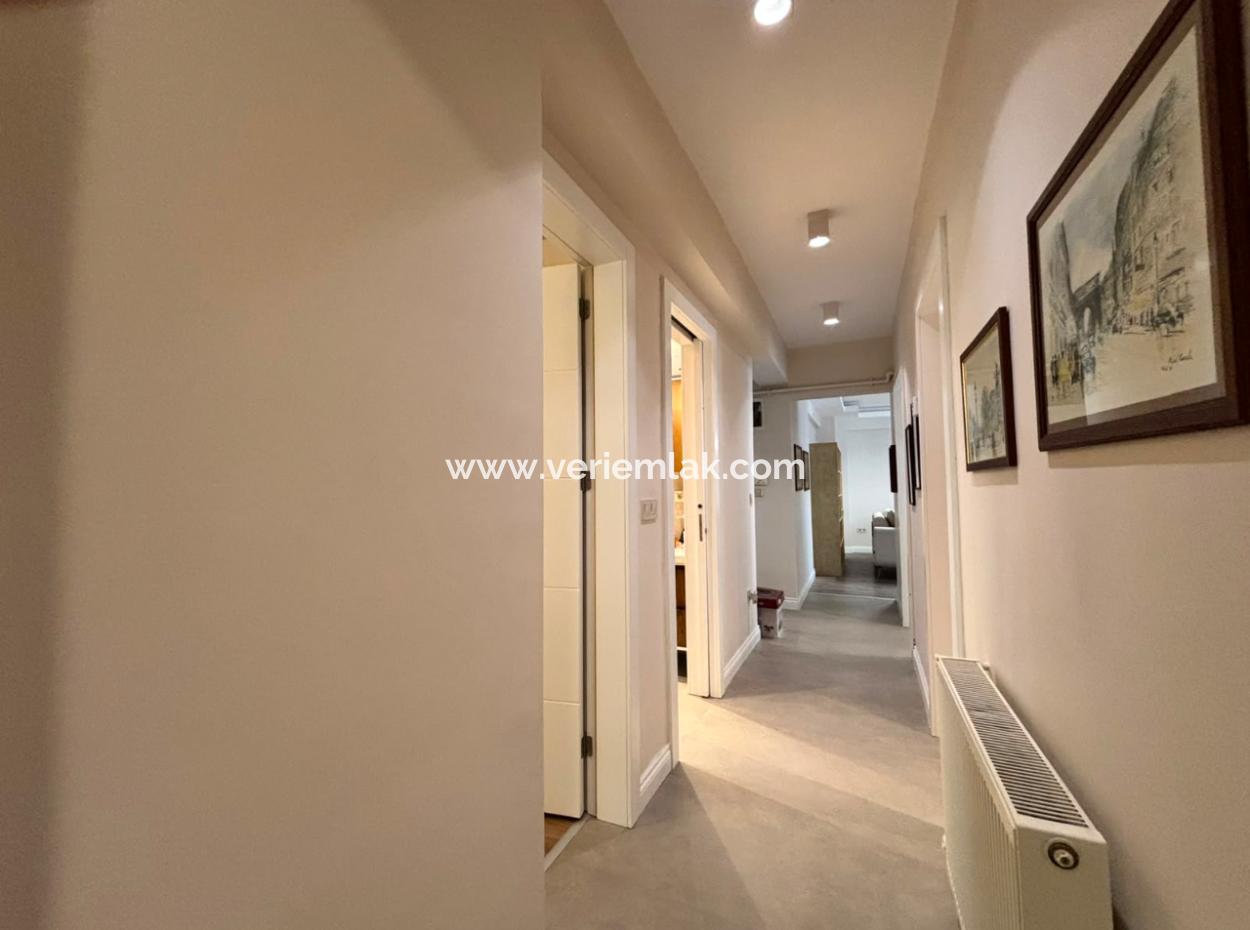 Karşıyaka  Demirköprüde 3+1 Lüks Eşyalı Otoparklı Kiralık Daire!