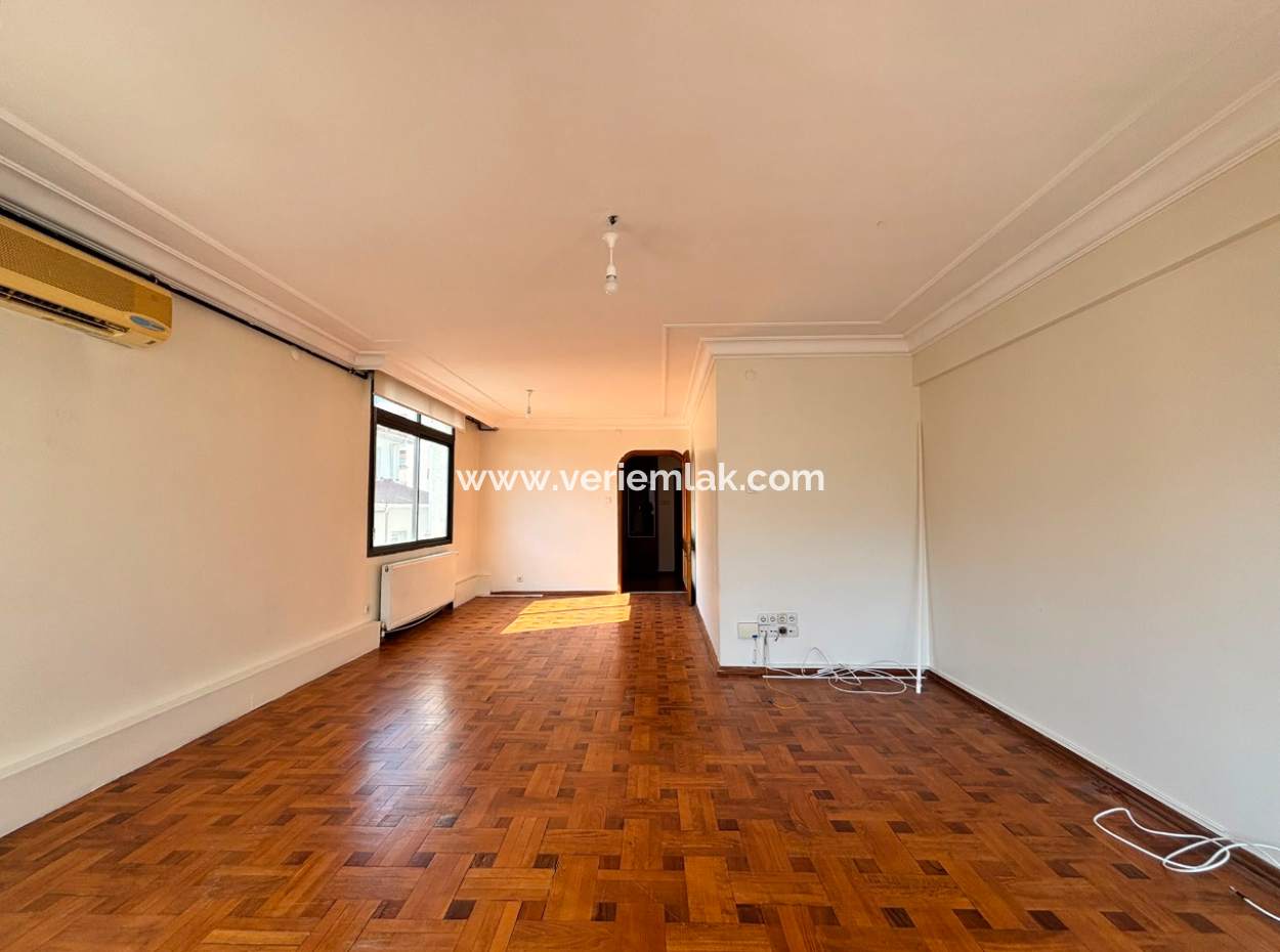 Alsancak Tevfik Fikret Yakını 2+1 110M2 Bakımlı Kiralık Daire!