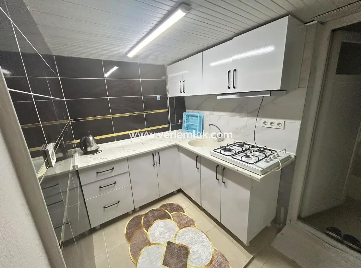 Kahramanlar 1417 Sokak'ta Mobilyalı Sıfır Eşyalı Kiralık Daire